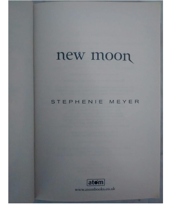 New Moon by Stephenie Meyer – Twilight Saga Book 2 Vampire Romance